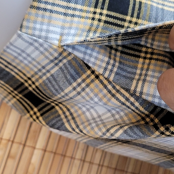 Urban Outfitters Plaid Miniskirt POCKETS - Picture 5 of 11